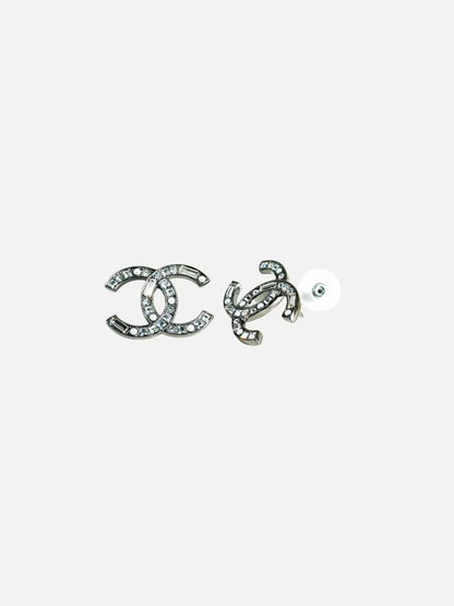 CHANEL Fashion Earrings