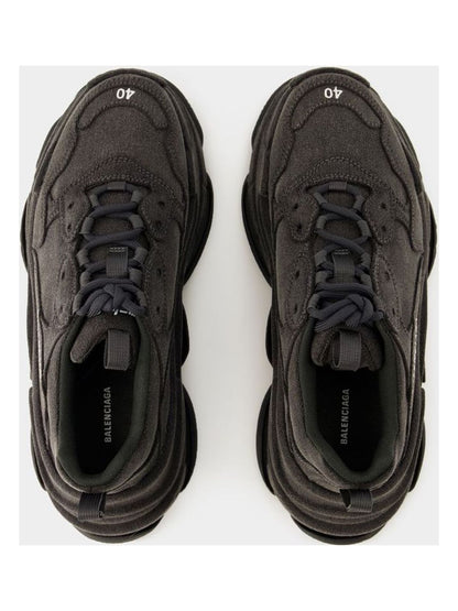 TRIPLE S SNEAKERS