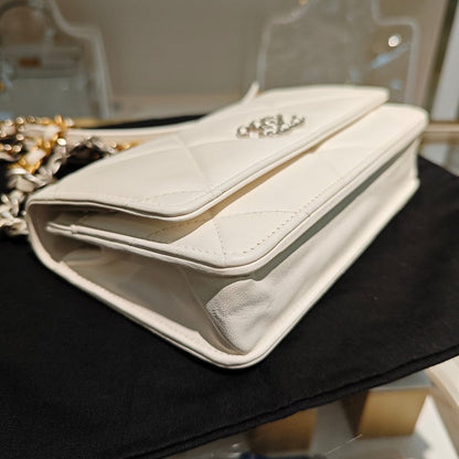 Chanel  WOC White Quilted Leather Shoulder Bag xx.cm
