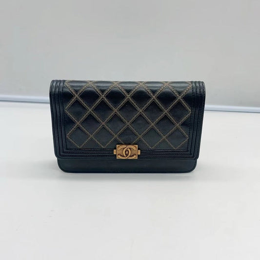 Chanel Wallet On Chain Black Quilted Leather Crossbody Bag Medium