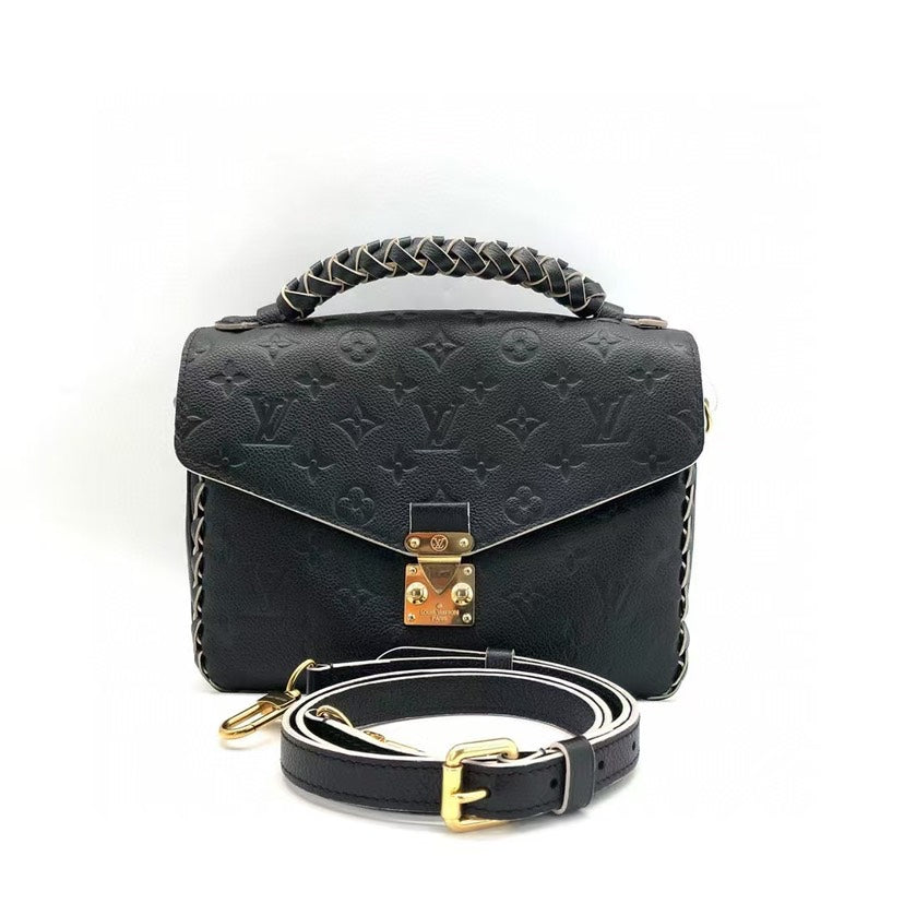 Louis Vuitton Métis Pochette Black Monogram Leather Bag