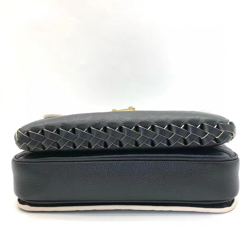 Louis Vuitton Métis Pochette Black Monogram Leather Bag