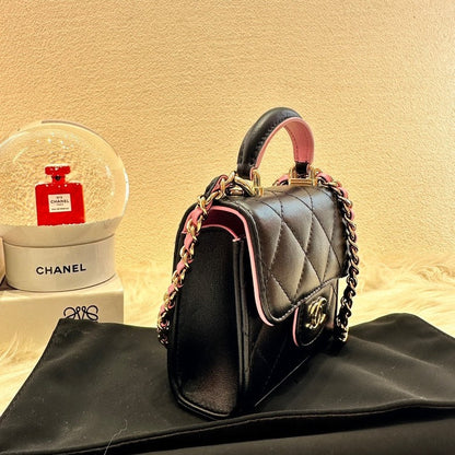 preloved HB10782 Chanel bag with microchipped