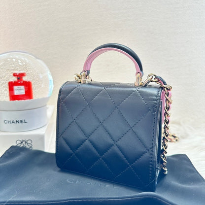 preloved HB10782 Chanel bag with microchipped