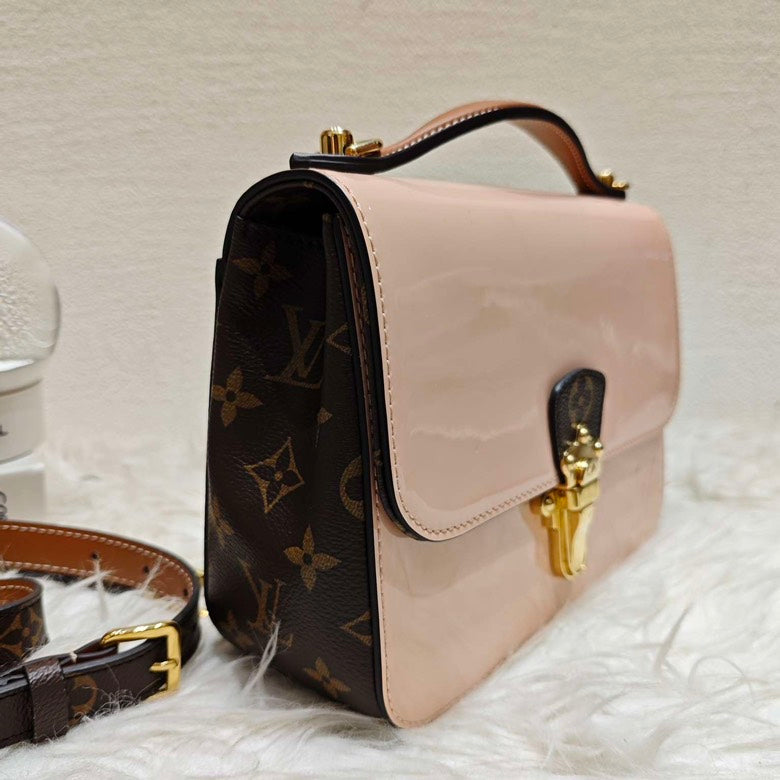 lv messenger bb cherrywood19
