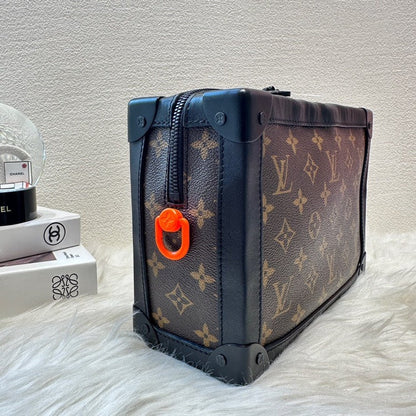 💄LV soft trunk monogram middle