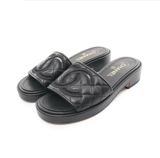Chanel Black Quilted Leather Sandals Size C Slide Sandals