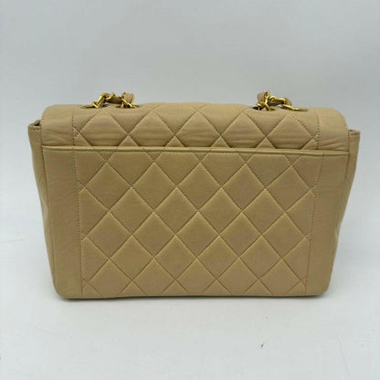 Chanel Vintage Beige Lambskin Single Flap Bag with Gold Hardware and Chain Strap - Medium Size