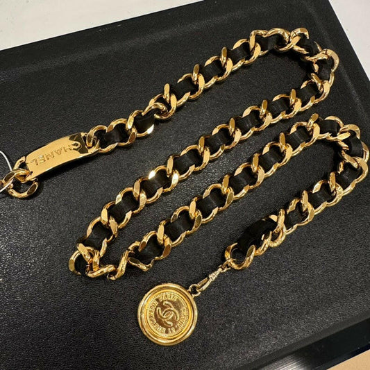 Chanel Vintage Gold and Black Leather Chain Belt cm/”
