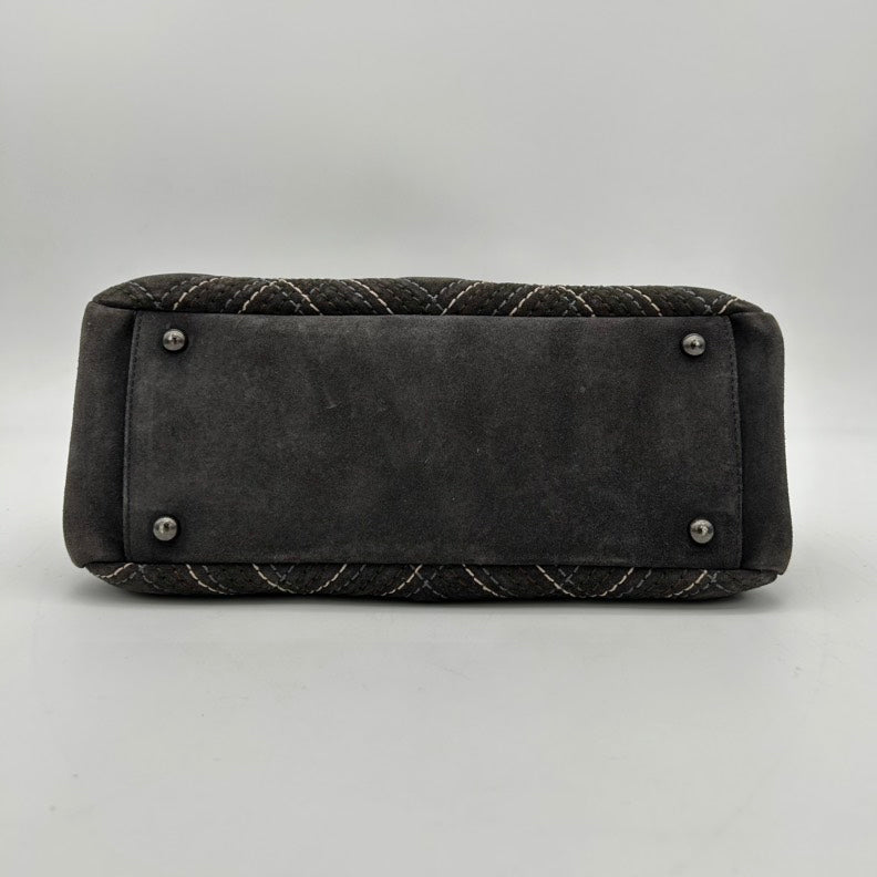 Chanel Black Quilted Leather Shoulder Bag Medium Size