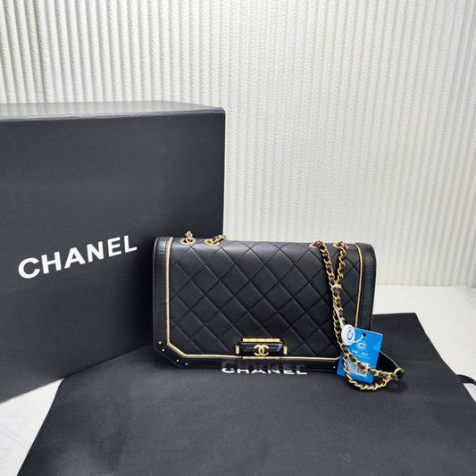 Chanel Lambskin Quilted Black Bag   Chain Strap Medium