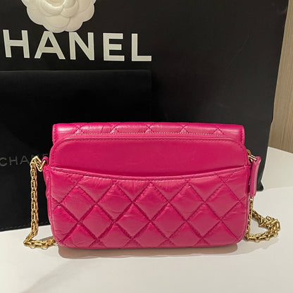 Chanel . Mini Pink Leather Quilted Chain Shoulder Bag