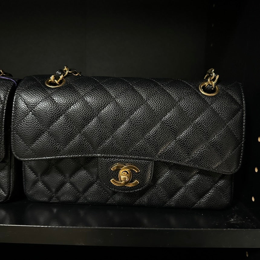 Chanel Classic Flap Bag Vintage Small Black Leather