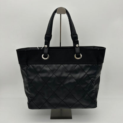 Chanel Black Leather Quilted Shoulder Bag Medium Size
