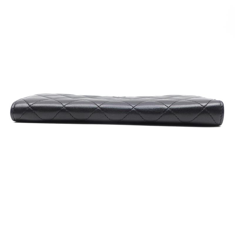 Chanel CC Black Lambskin Leather Quilted Zippy Wallet