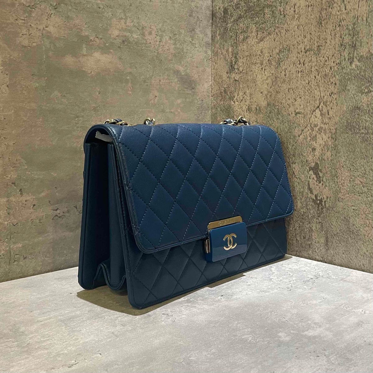 Chanel Boy Blue Quilted Leather Flap Bag Medium