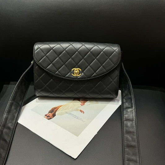 Chanel Black Quilted Leather Crossbody Bag xxcm