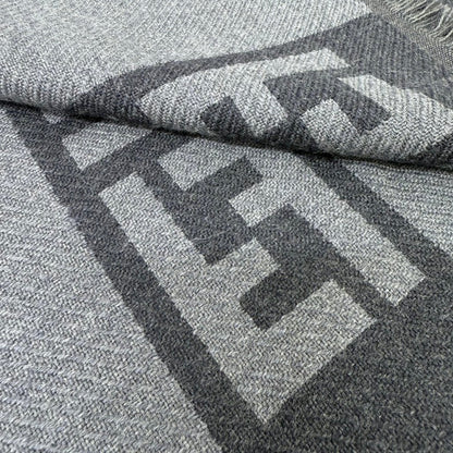 Fendi Gray Wool Logo Scarf