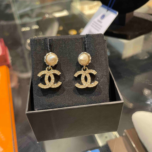 Chanel Drop Earring Gold Pearl Earrings
