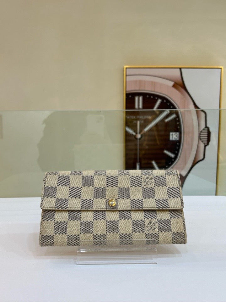 Louis Vuitton Damier Azur Sarah Wallet Beige Checkered Wallet