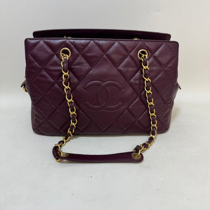 Chanel Quilted Leather Tote Bag in Burgundy