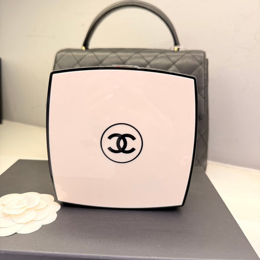 Chanel Limited Box Bag in Grey Leather