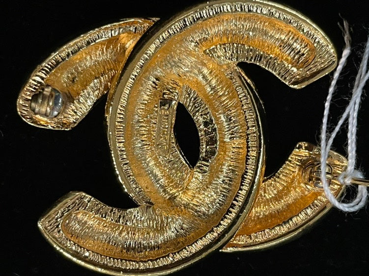 Chanel CC Logo Gold Brooch