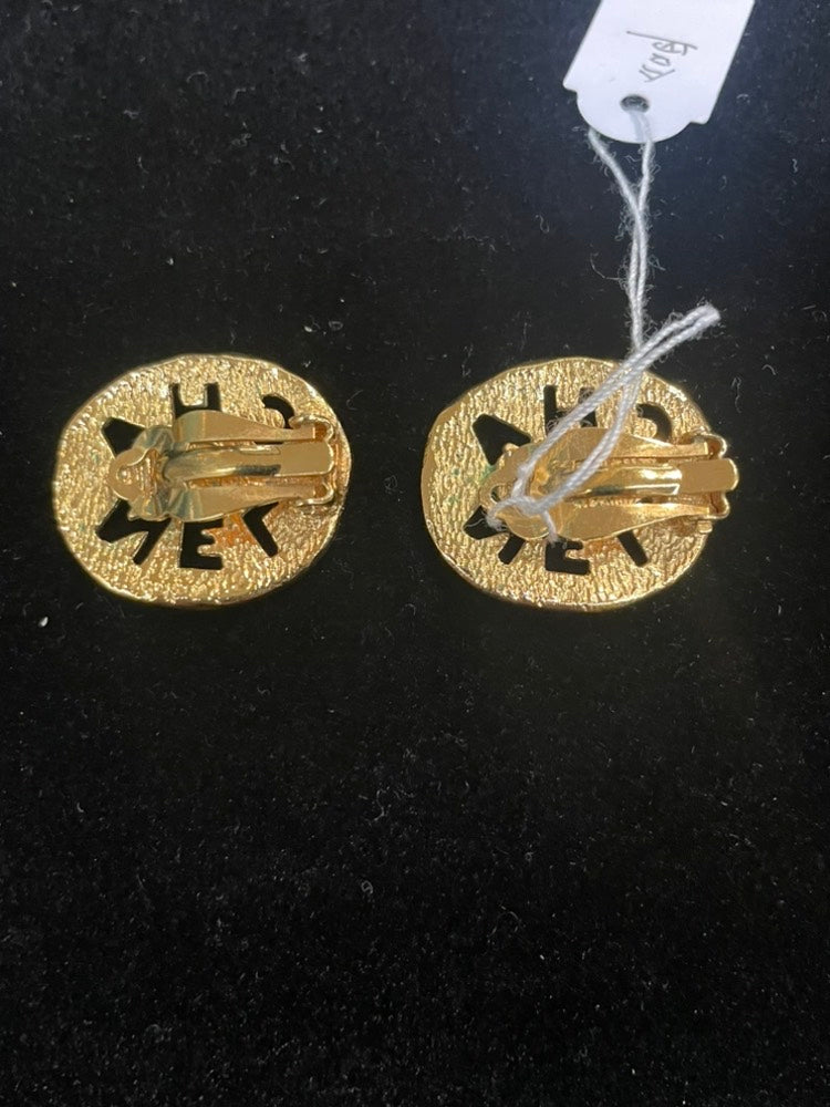 Chanel Clip On Gold Earrings Jewelry