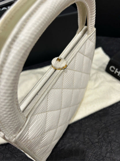 Chanel Vintage Kelly White Leather Top Handle Bag *.cm