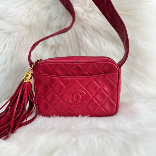 Chanel Red Lambskin Crossbody Bag - Preloved Women's Designer Handbag