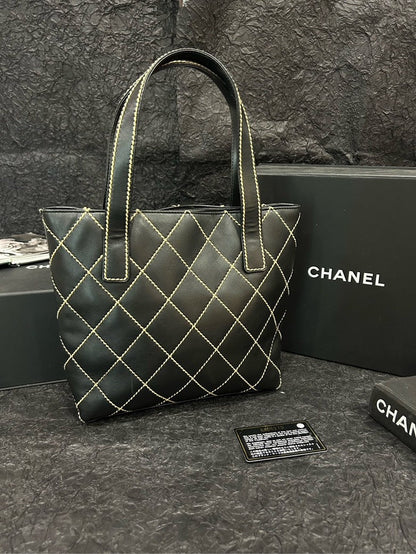 Chanel Black Topstitch Vivienne Tote Bag - Designer Leather Handbag cm x cm