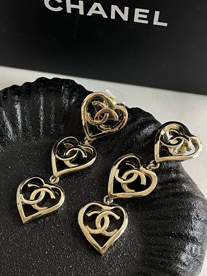Un🆕 Chanel P Triple Hollow Heart Earrings #