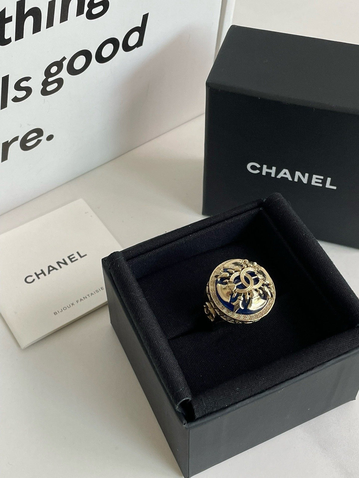 Unused🆕 Chanel 19A CC Ring (size 53) #13972