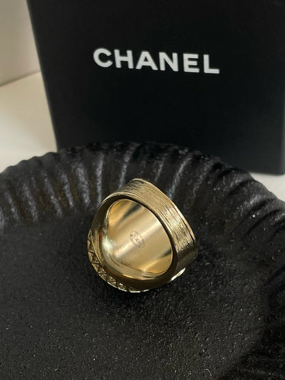Unused🆕 Chanel 19A CC Ring (size 53) #13972