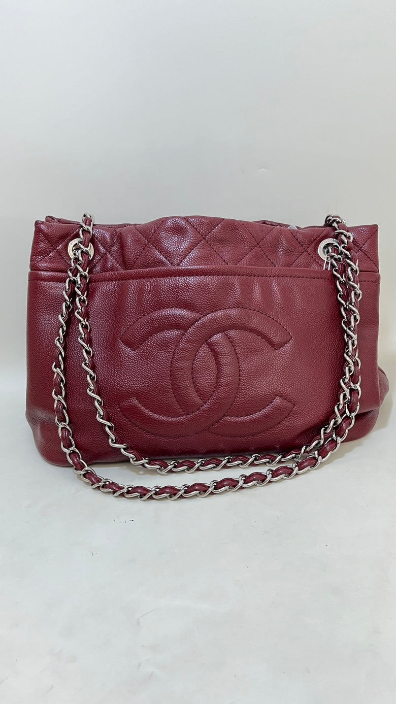 Preloved Chanel Caviar Leather Tote Bag in Burgundy