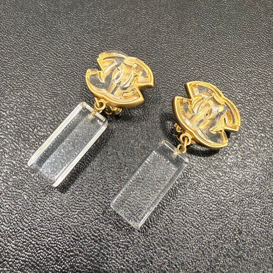 Chanel Coco Clip-on Earrings P FM Clear Gold