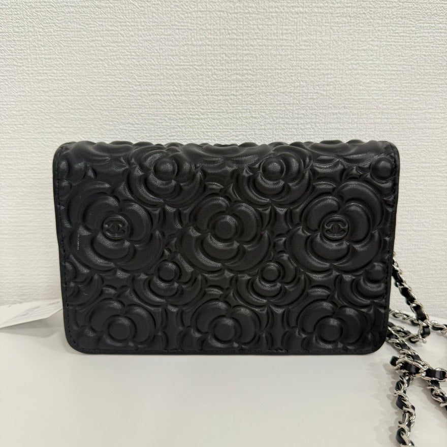 Preloved Chanel Camellia Calfskin Wallet on Chain FM Black Leather Crossbody Bag