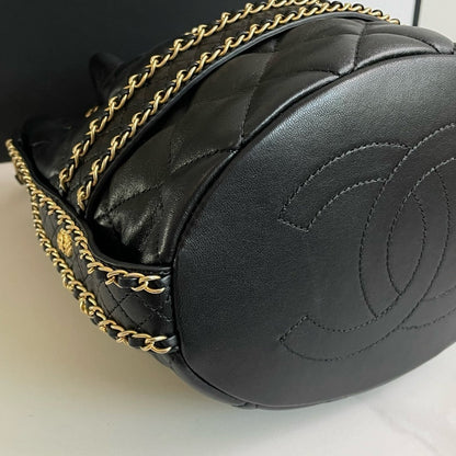 Un🆕 Chanel K Bucket Bag () #