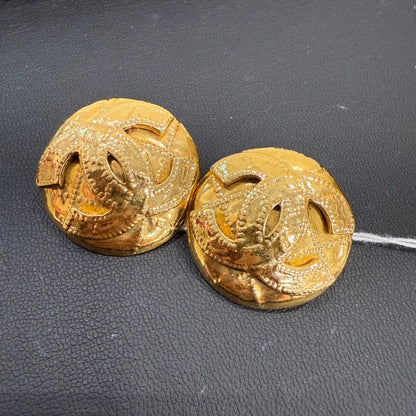 Vintage Chanel Coco Clip-on Earrings P FM