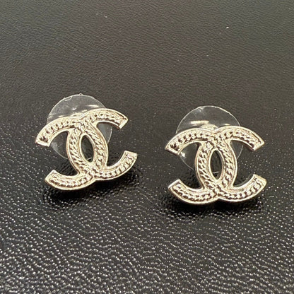 Chanel Coco Post Earrings P FM Gold Earrings