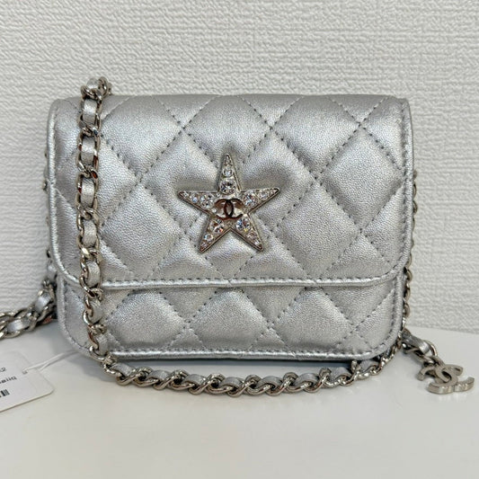 Preloved Chanel Mini Pouch on Chain FM0282 Silver Quilted Leather Crossbody Bag