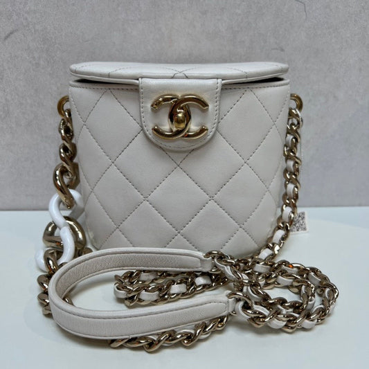 CHANEL Classic Quilted White Leather Crossbody Bag