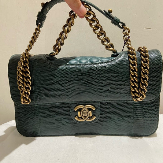 Chanel Preloved Lizard Skin Flap Bag Green Shoulder Bag