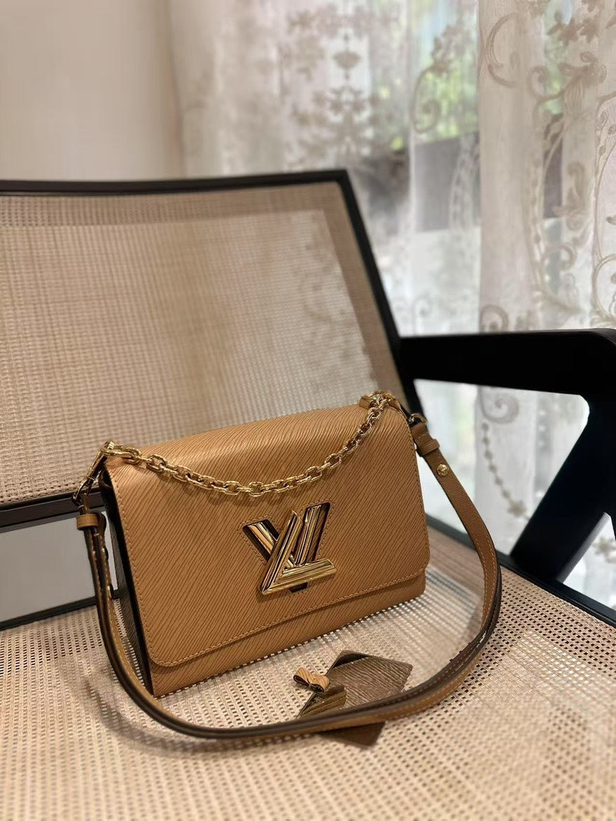 LV Louis Vuitton twist Bag