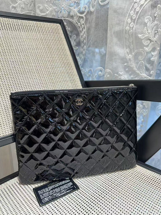 Preloved Chanel Quilted Black Leather Clutch