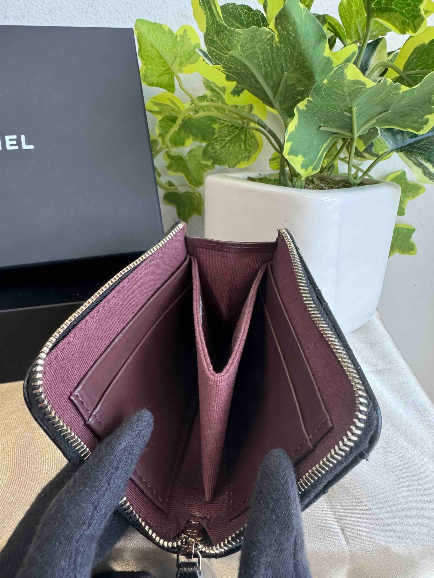Chanel Caviar Wallet RE Black Leather Zip-Around