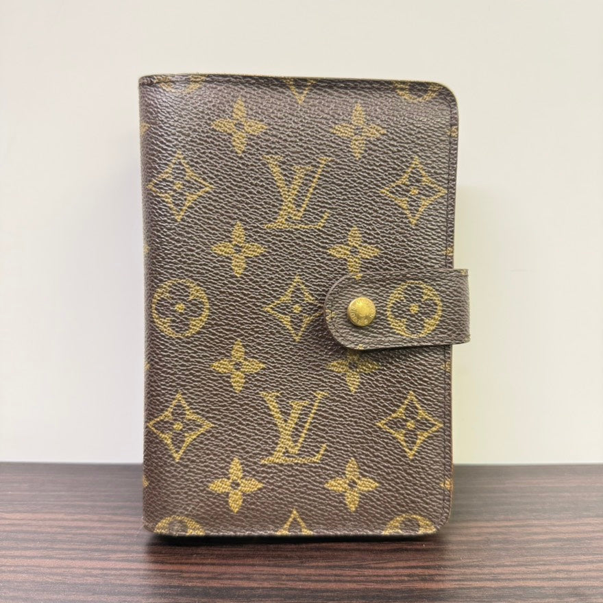 LV Monogram Wallet LB113343