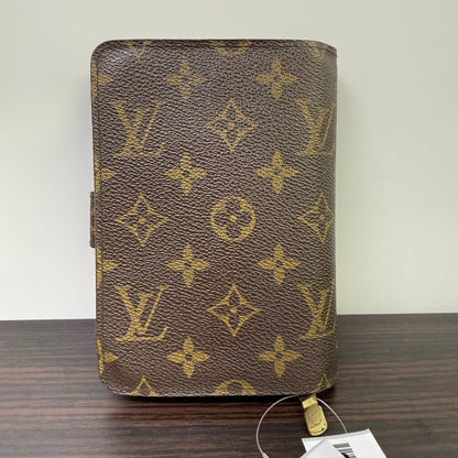 LV Monogram Wallet LB113343