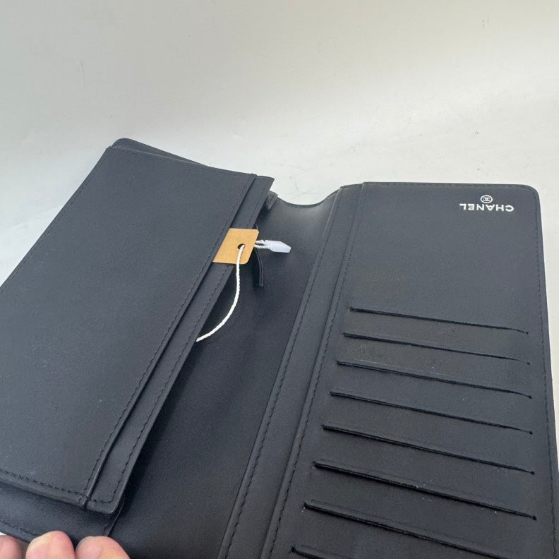 Preloved Chanel Quilted Black Leather Wallet