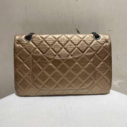 Chanel . Gold Wrinkle Leather GM Shoulder Bag